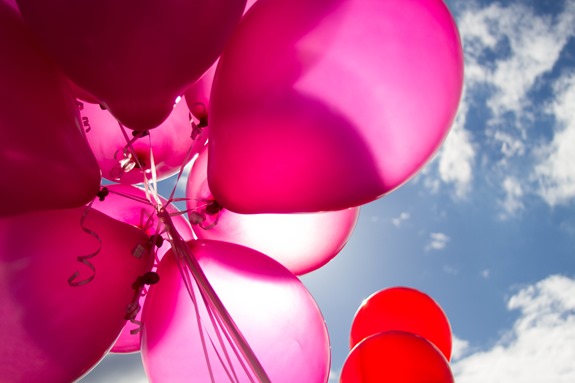 pink-and-red-balloons-during-daytime-226718